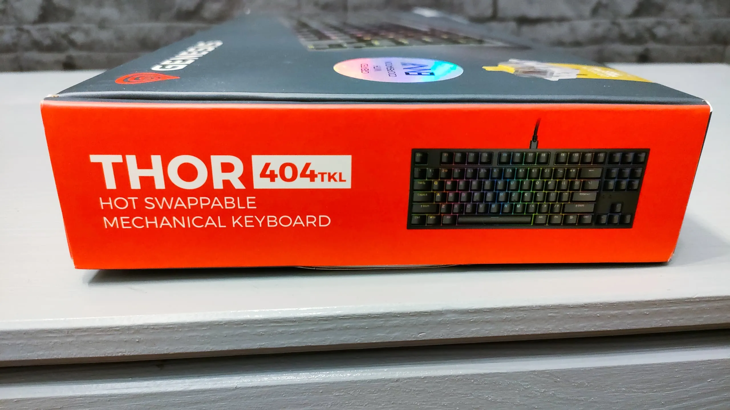 Genesis Thor 404 TKL