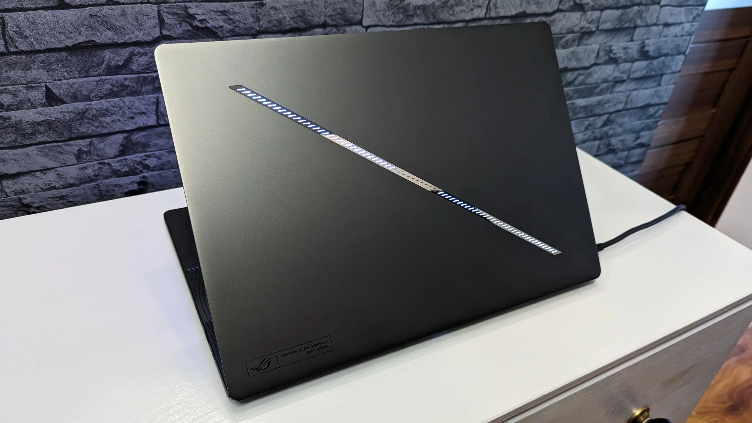 ASUS ROG Zephyrus G16 (2024)