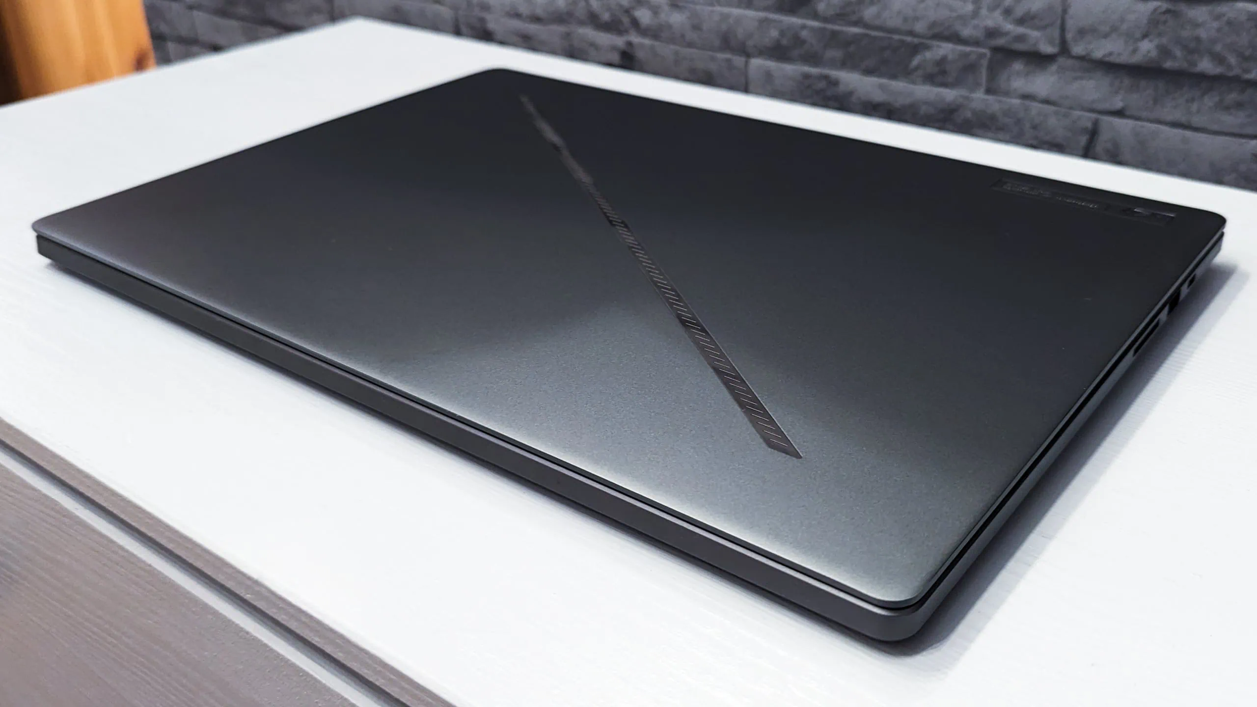 ASUS ROG Zephyrus G16 (2024)