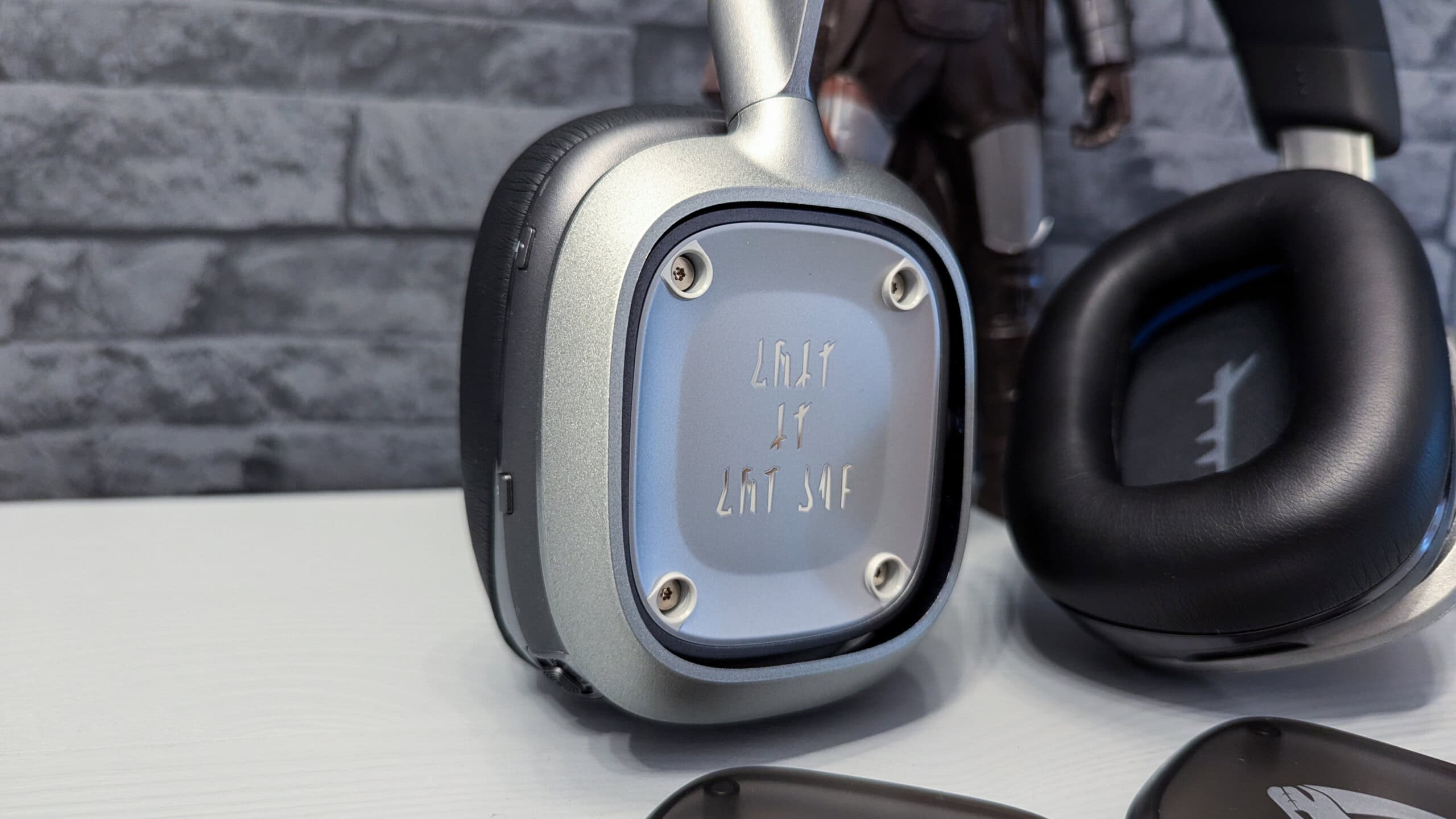 Logitech Astro A30 The Mandalorian Edition