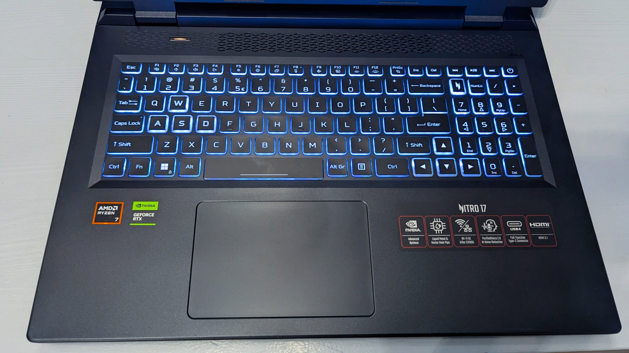 Acer Nitro 17
