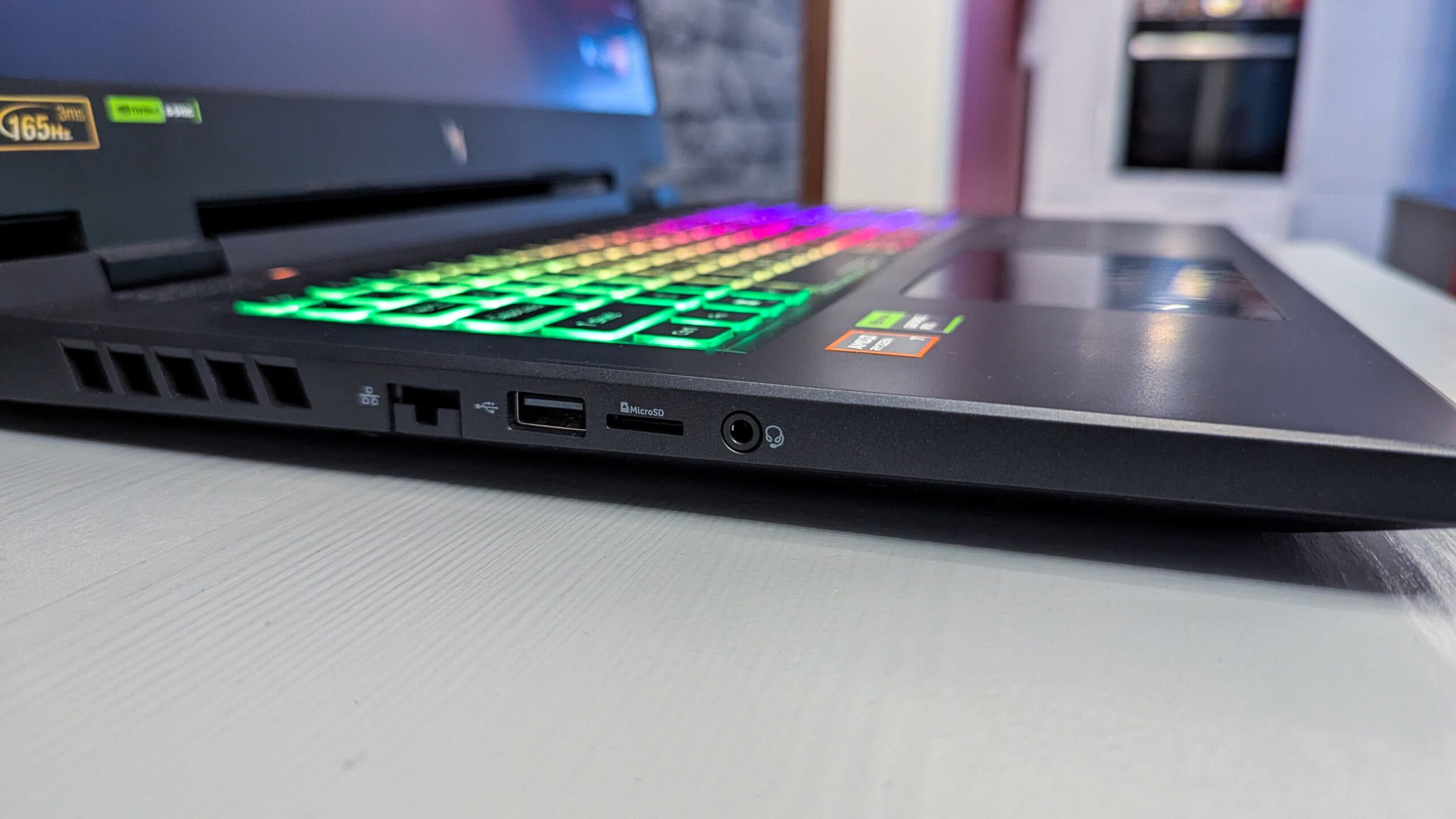 Acer Nitro 17