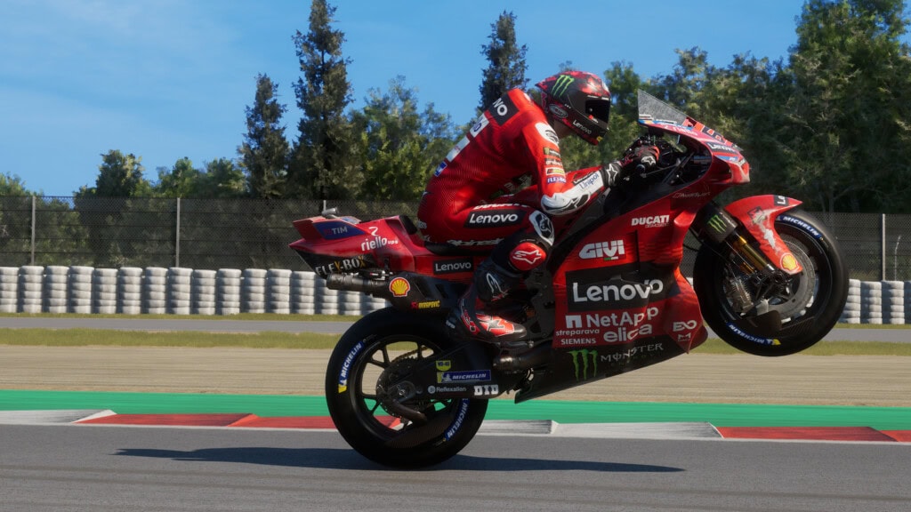 Recenzja MotoGP 25. Nowy sezon, nowy silnik, nowe tryby, ta sama potworna prędkość