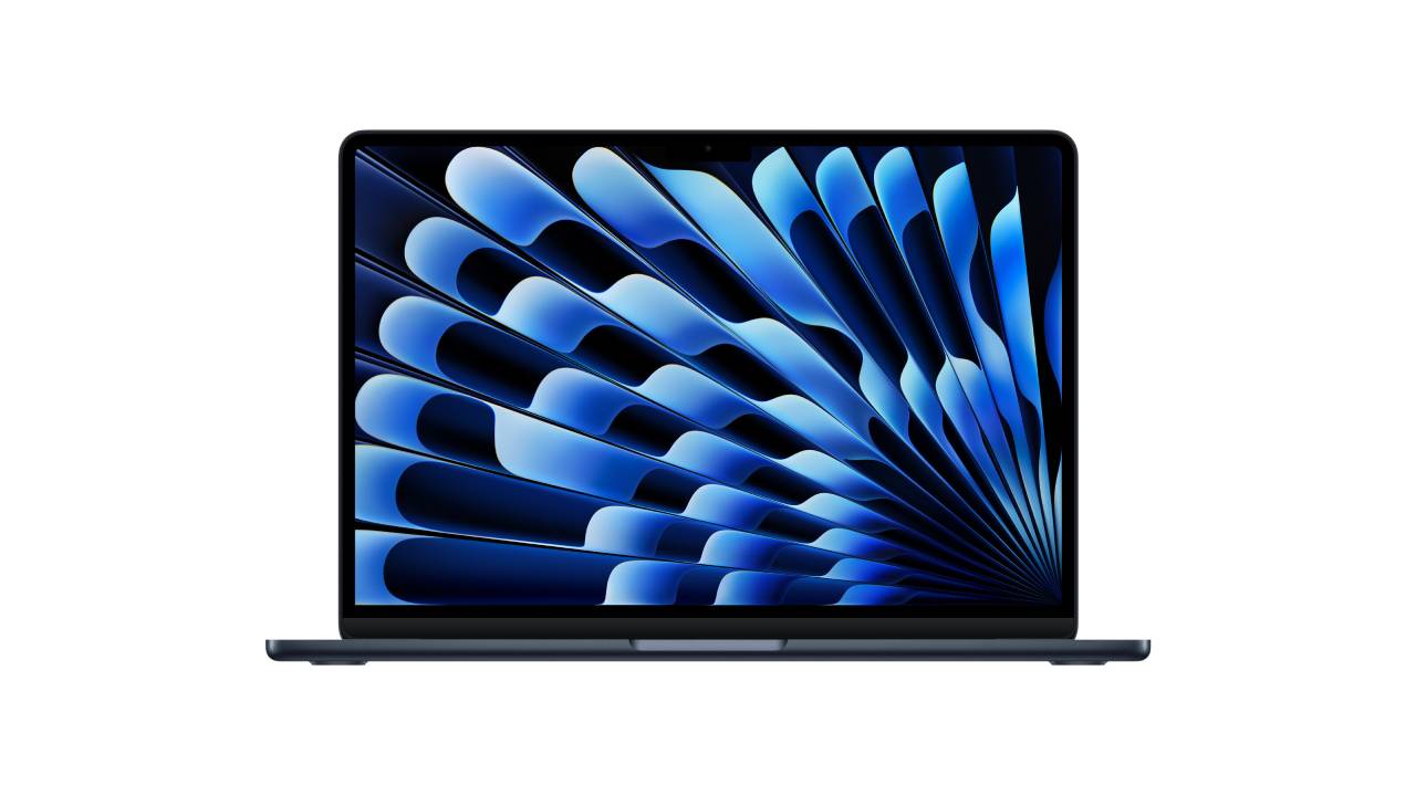 Apple MacBook Air M4 16/256 GB Midnight w promocji za 4354 zł (taniej o 144 zł)