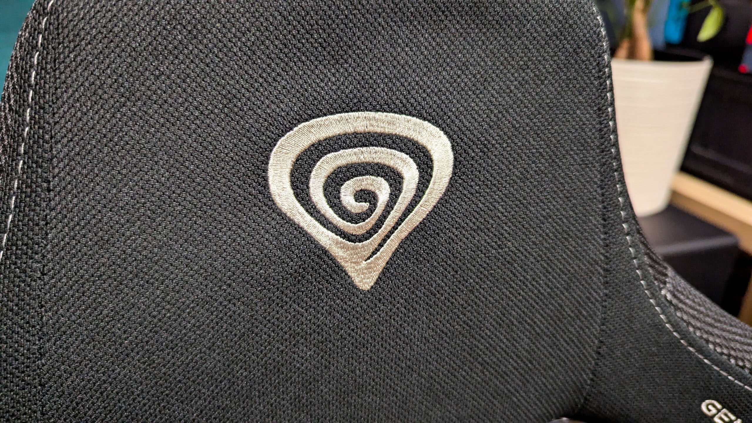 Genesis Trit 660