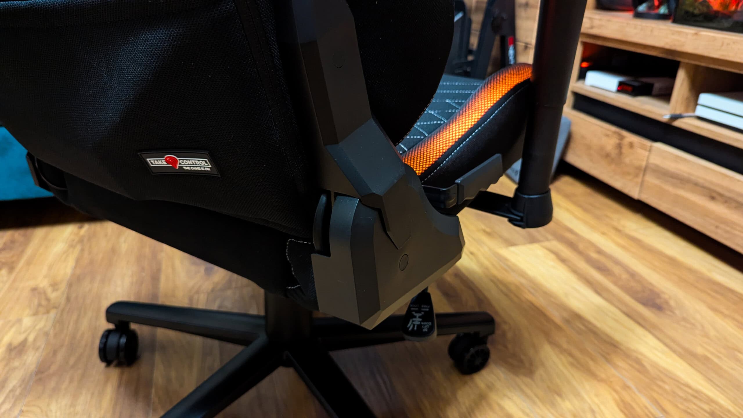 Genesis Trit 660