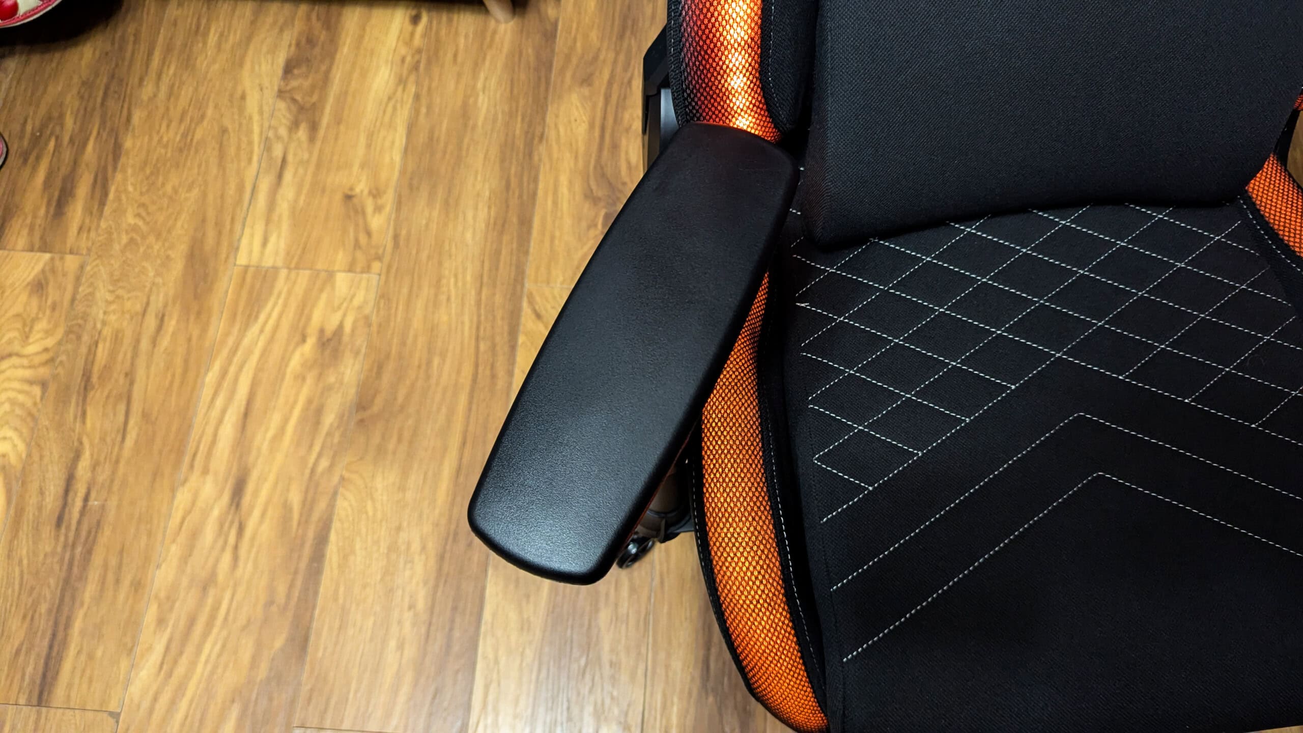 Genesis Trit 660