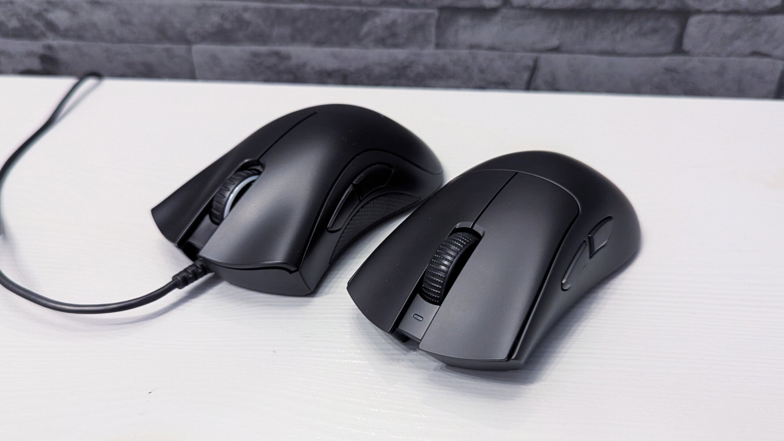 Razer DeathAdder Essential, Razer DeathAdder V4 Pro