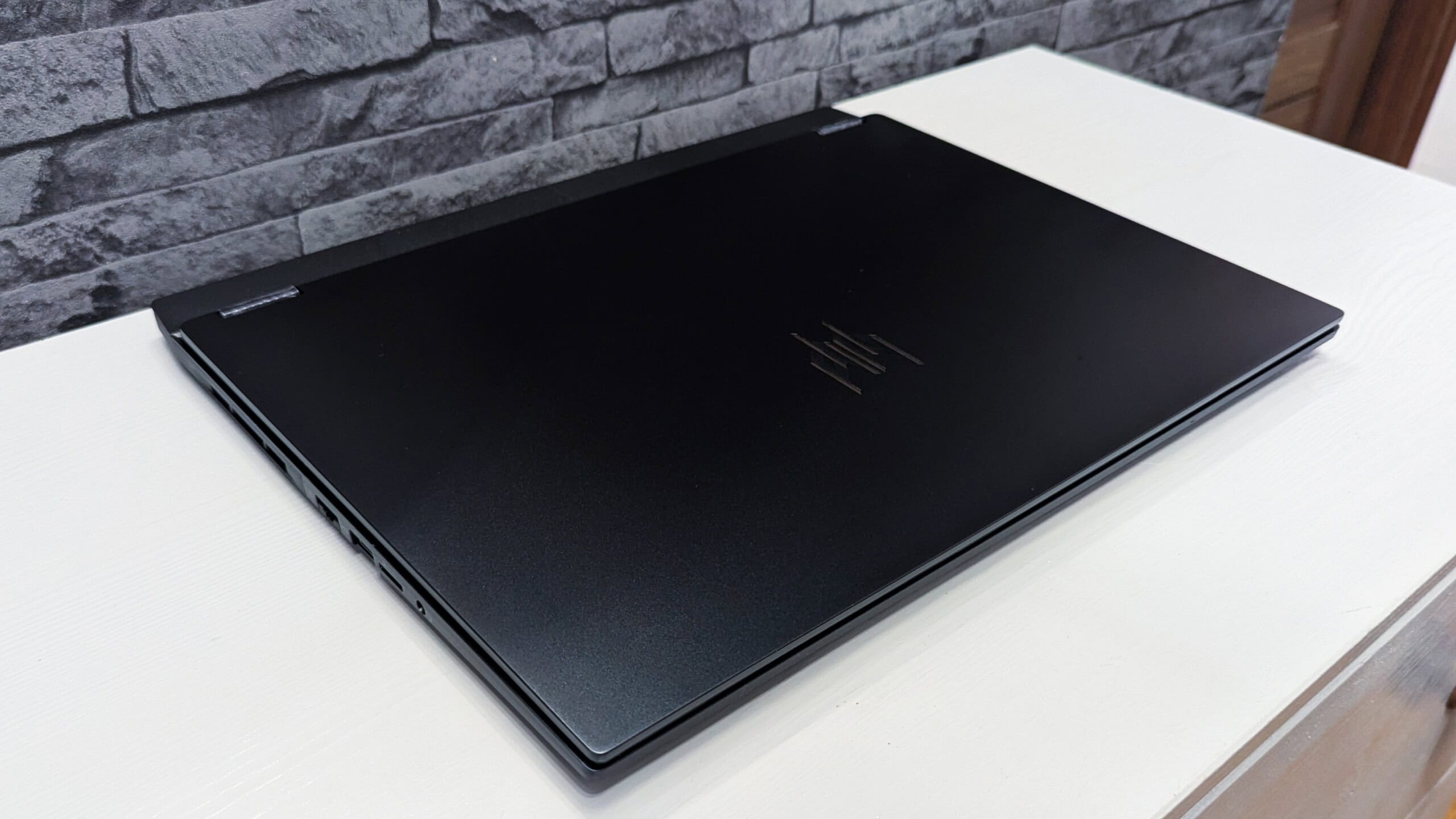 Predator Helios Neo 16S AI