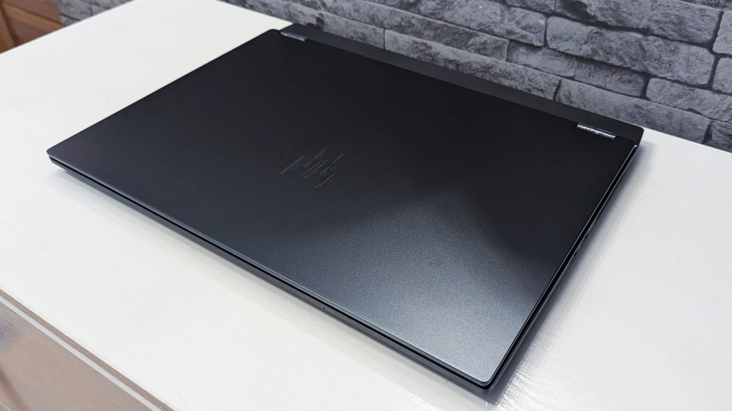 Predator Helios Neo 16S AI