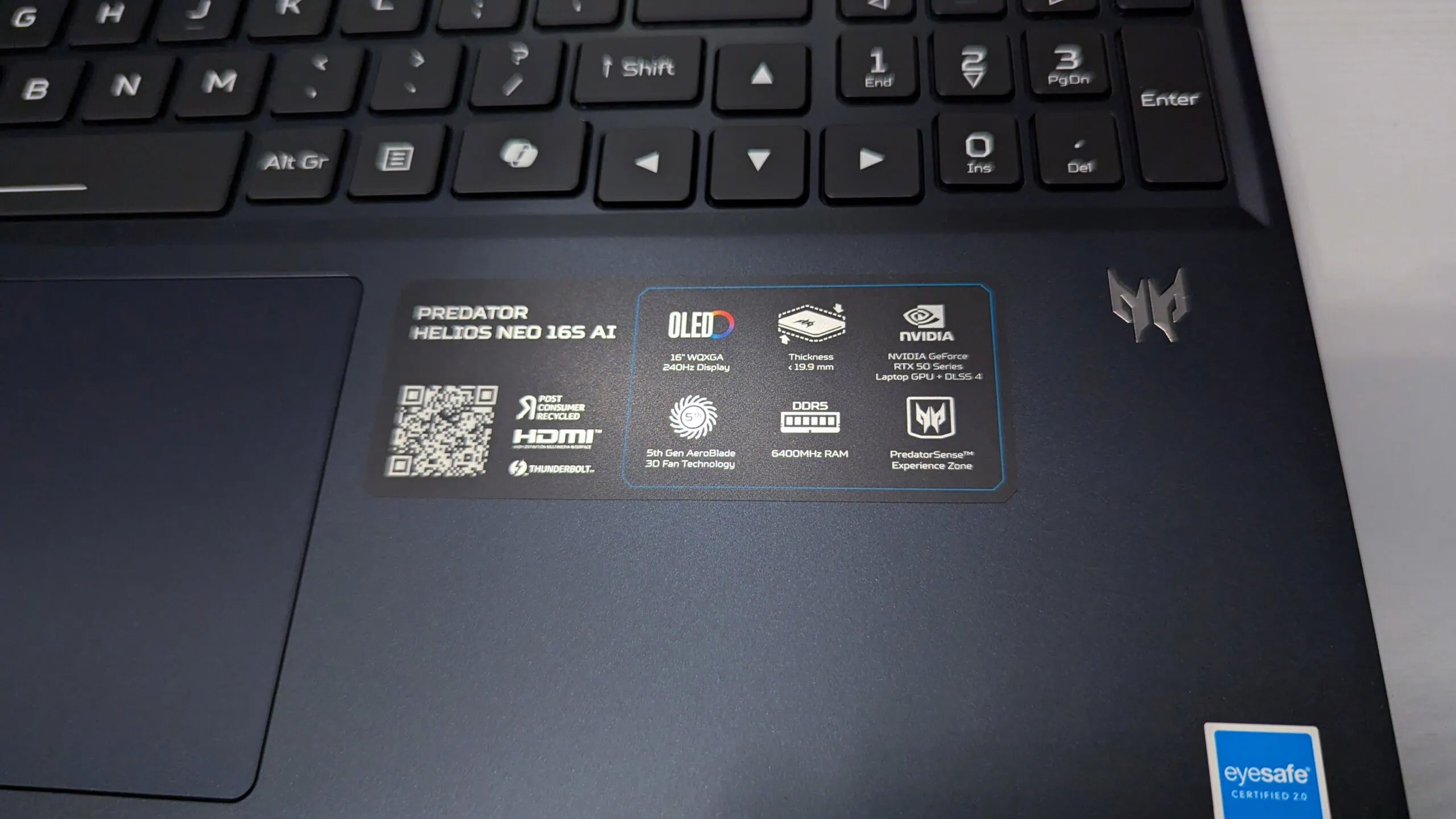 Predator Helios Neo 16S AI