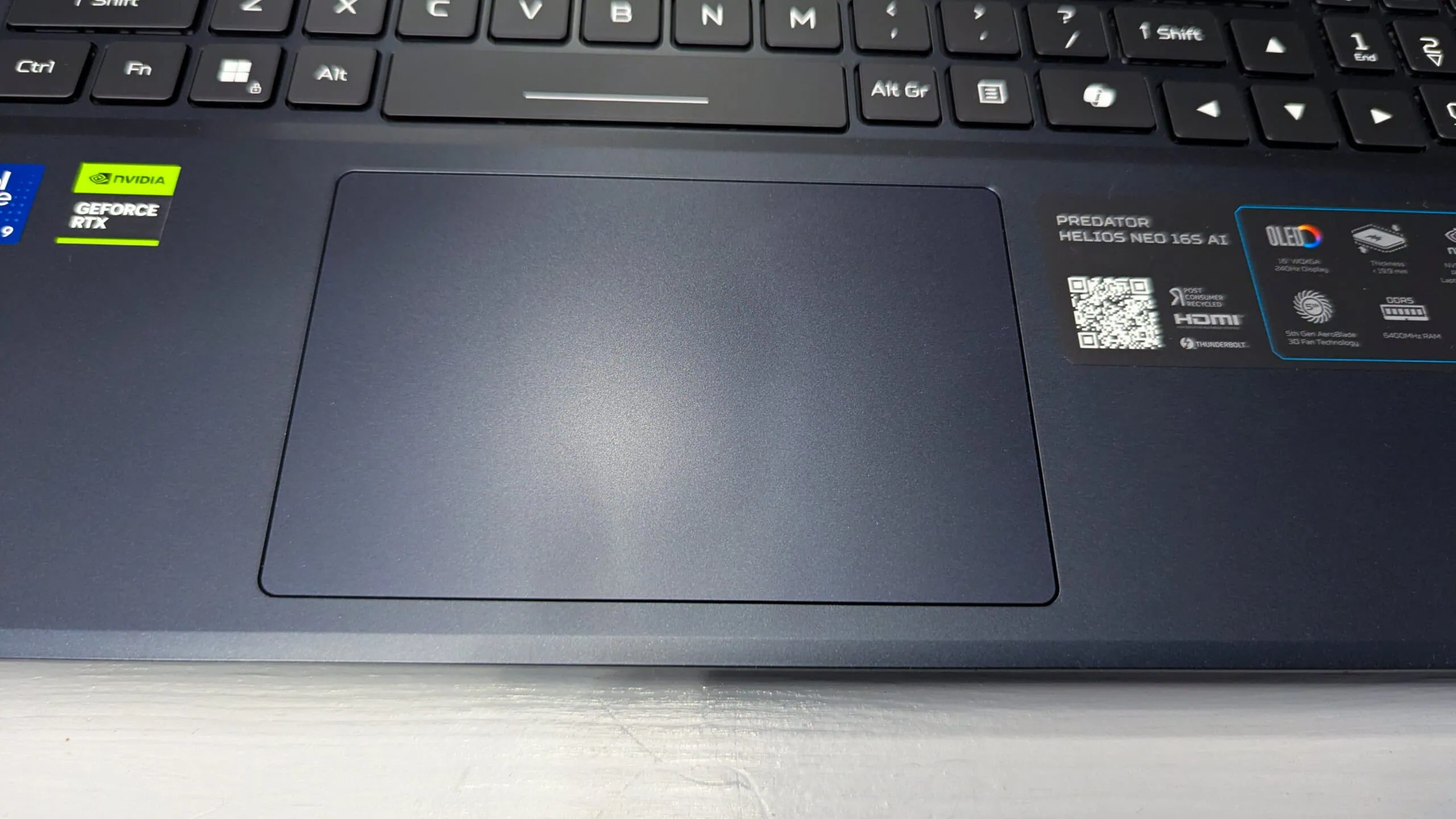 Predator Helios Neo 16S AI