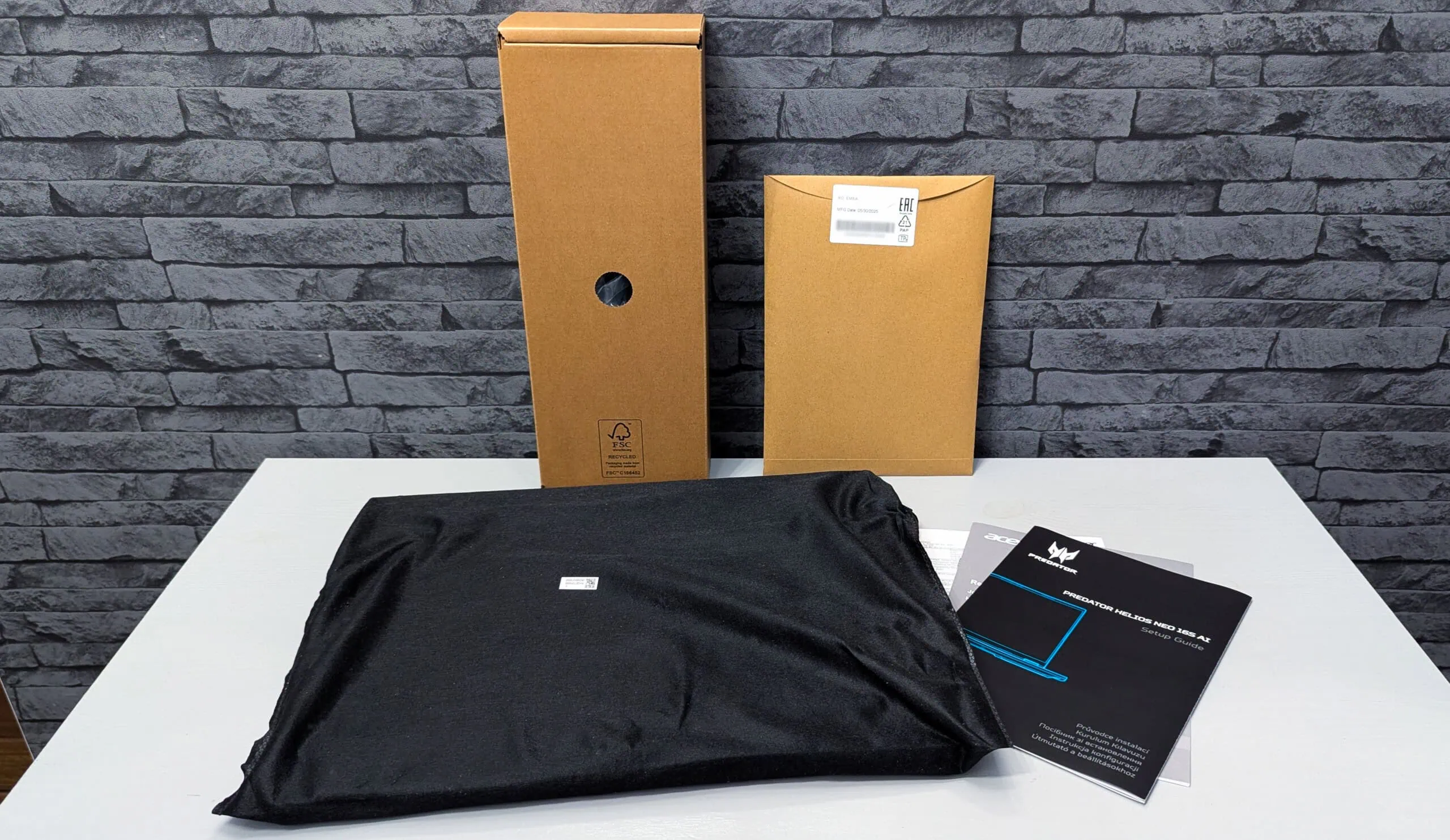 Predator Helios Neo 16S AI