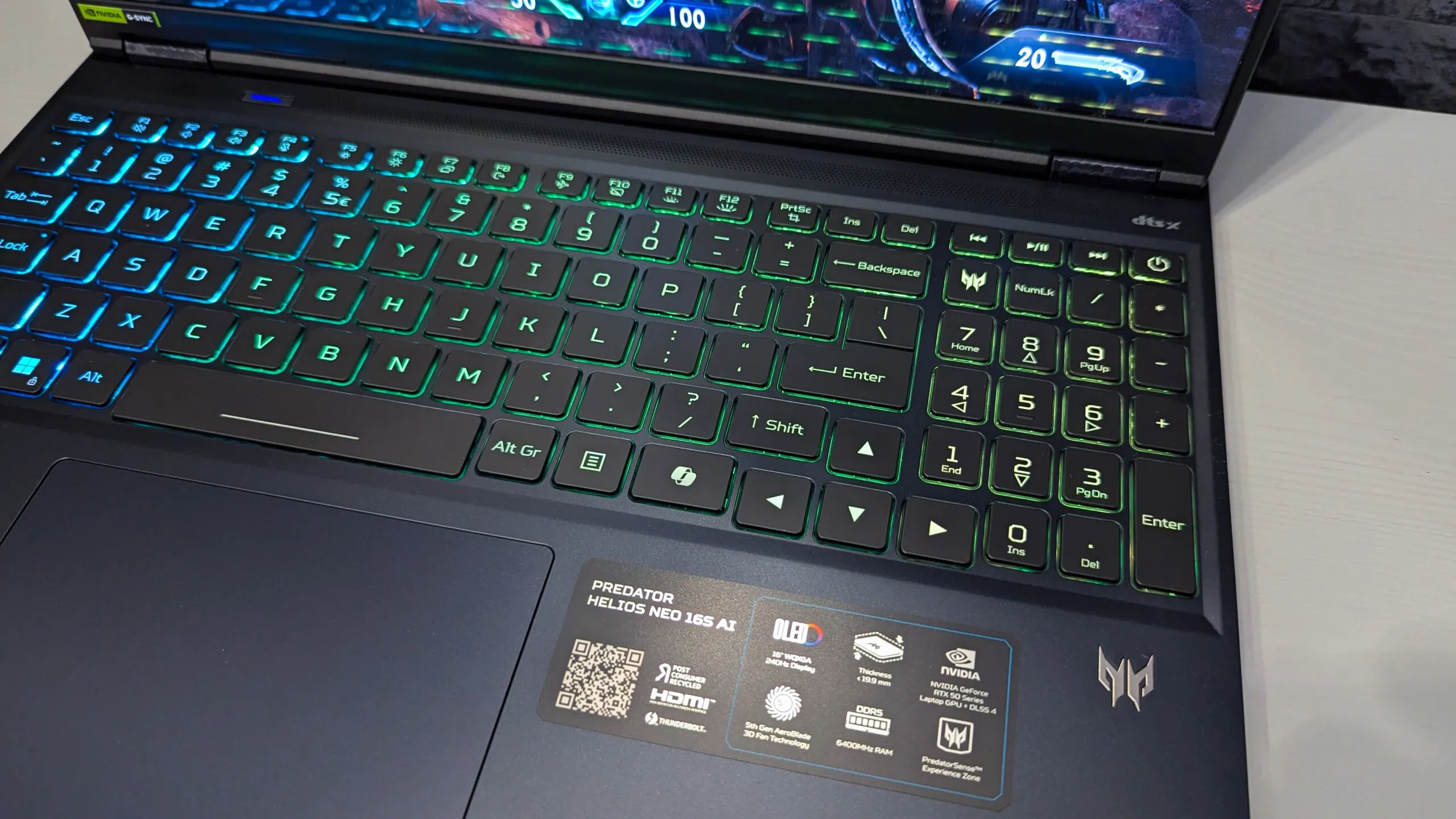 Predator Helios Neo 16S AI