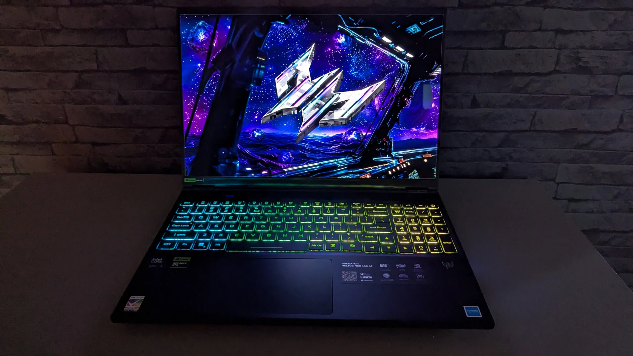 Predator Helios Neo 16S AI