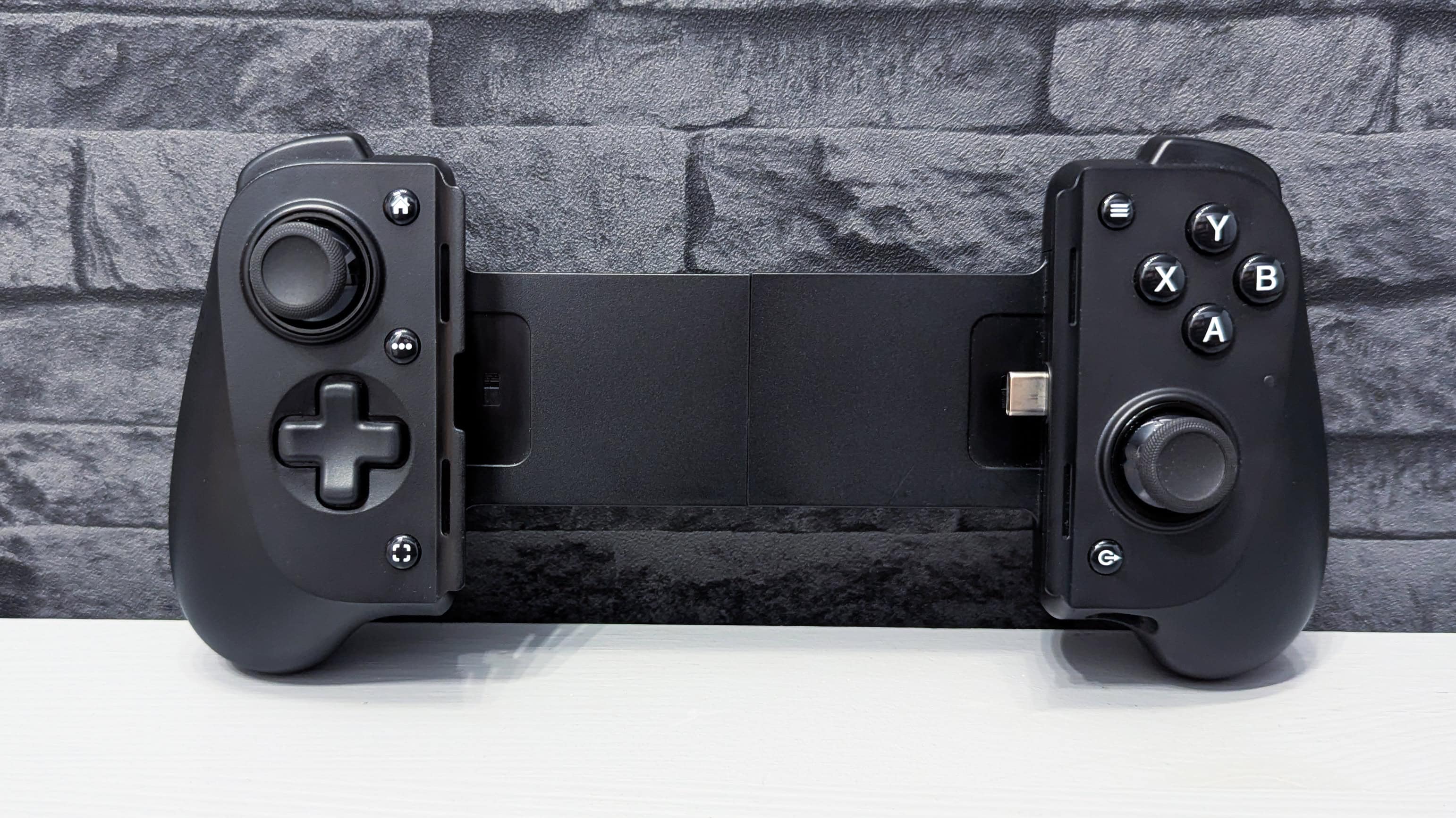 Test Razer Kishi V3. Ewolucja, rewolucja czy krok w tył mobilnego gamingu?