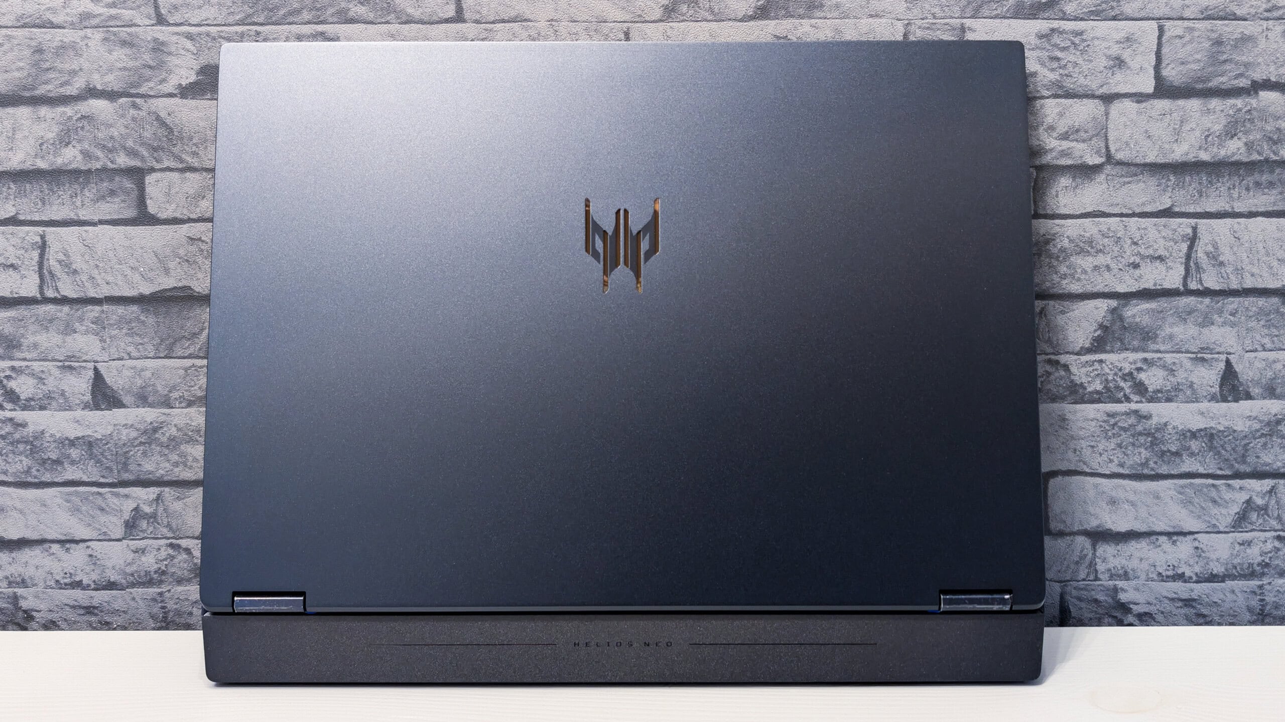 Predator Helios Neo 16S AI