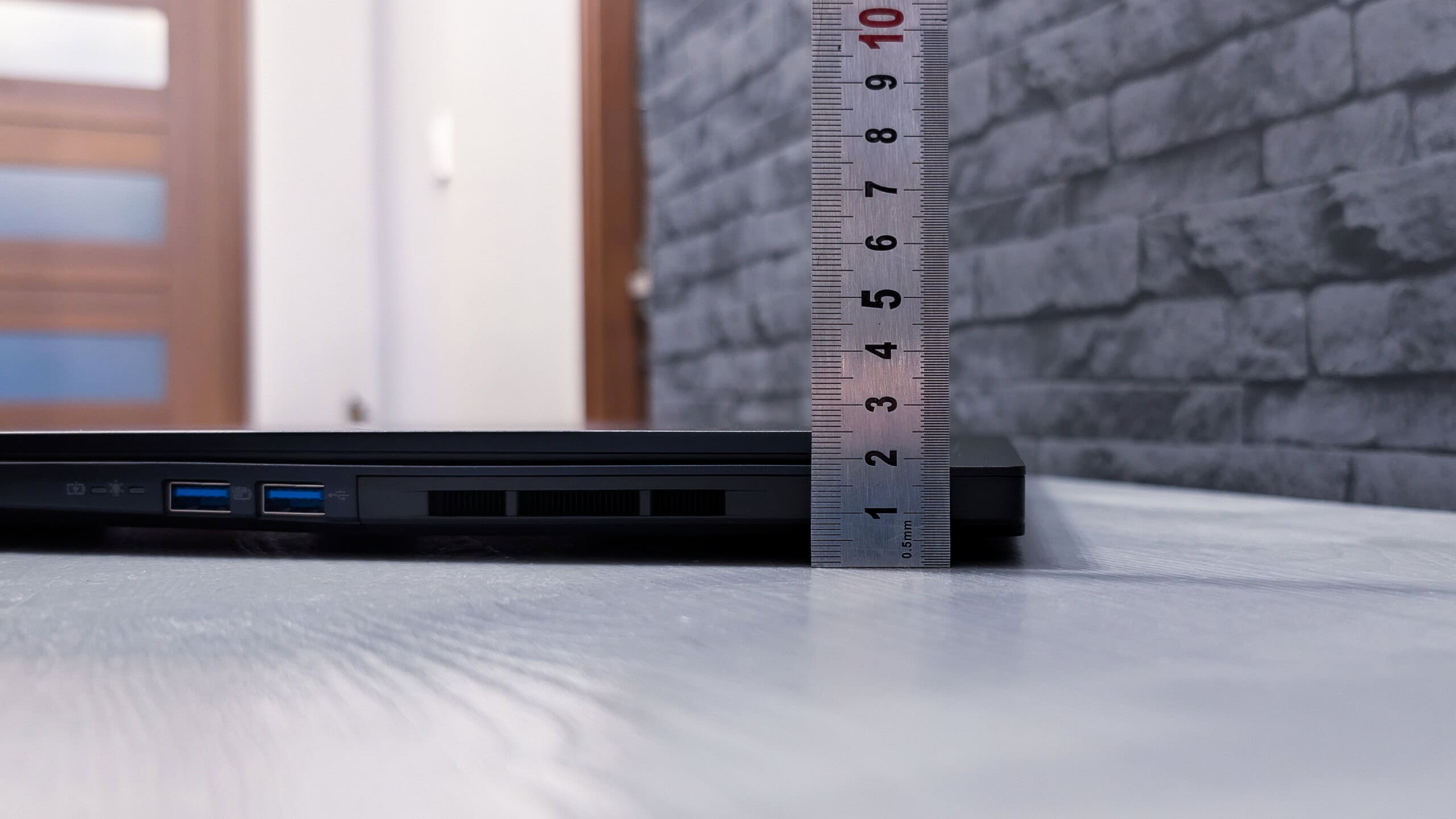 Predator Helios Neo 16S AI