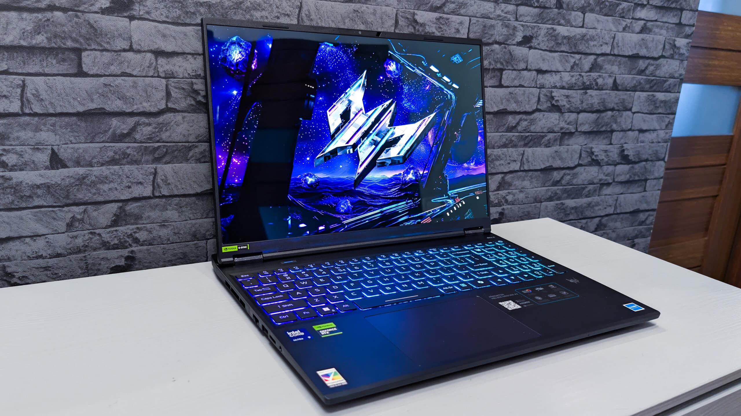 Predator Helios Neo 16S AI