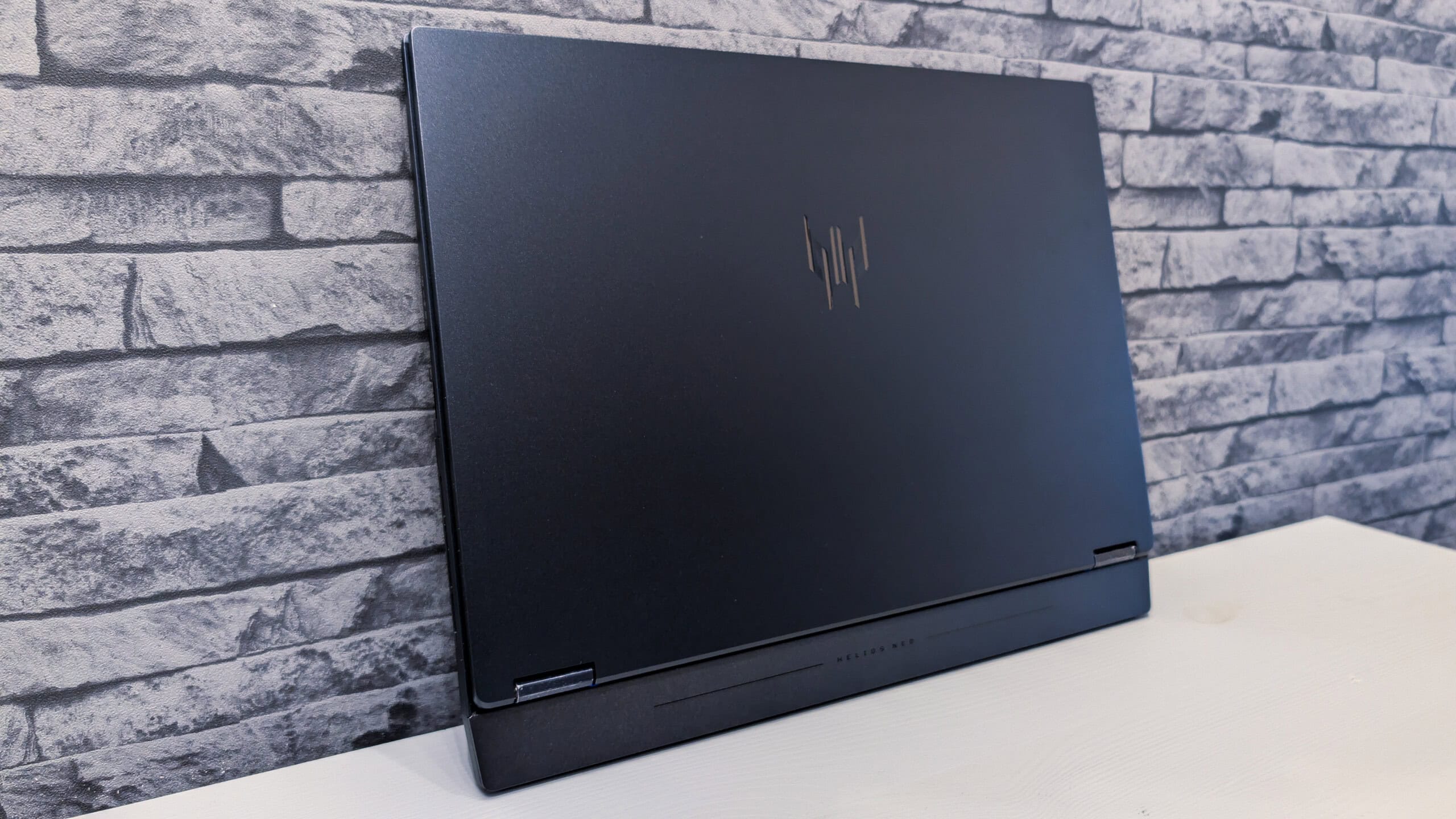 Predator Helios Neo 16S AI